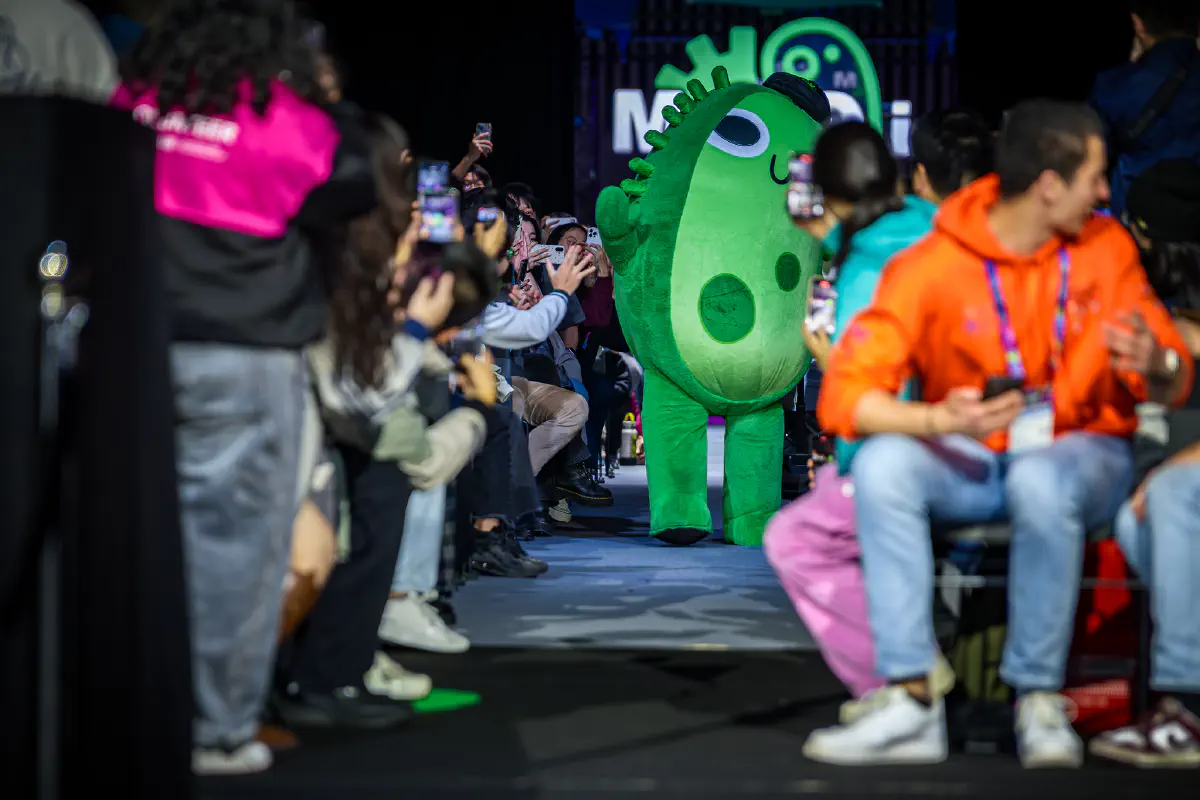 Gemy, the mascot of iGEM entering the venue